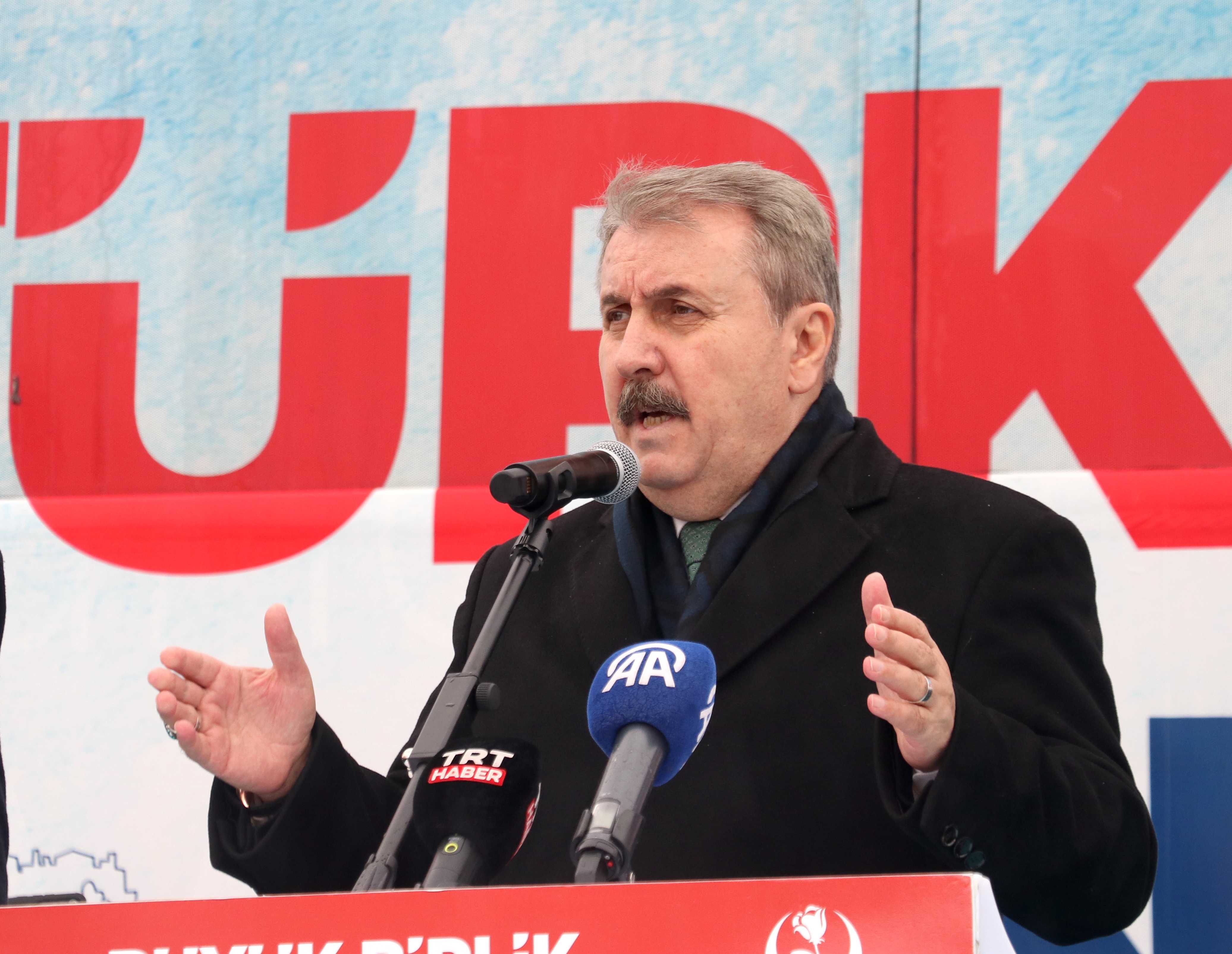 BBP Genel Başkanı Destici'den Yeniden Refah Partisi'ne Çağrı: "Kritik Şehirlerde Cumhur İttifakı'na Destek Verin" 2 AA 20240322 34066776 34066774 BBP GENEL BASKANI DESTICI ERZURUMDA KONUSTU