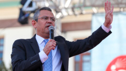 Özgür Özel Manisa’da: “Şeffaflık İçin Mal Varlığı Açıklaması Zorunlu”