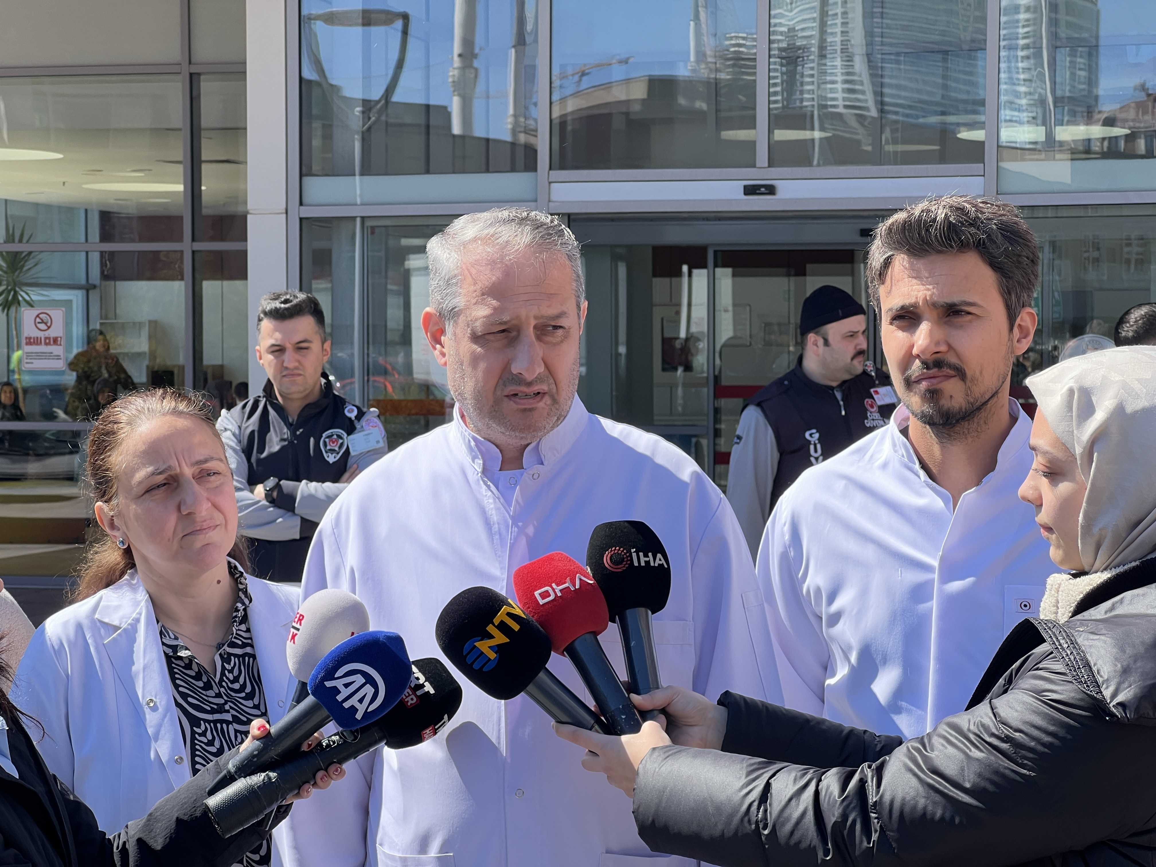 Türk Sinemasının Usta İsmi Kadir İnanır Yoğun Bakımda! 1 AA 20240324 34082697 34082696 SANATCI KADIR INANIRIN YOGUN BAKIMDA TEDAVISI DEVAM EDIYOR