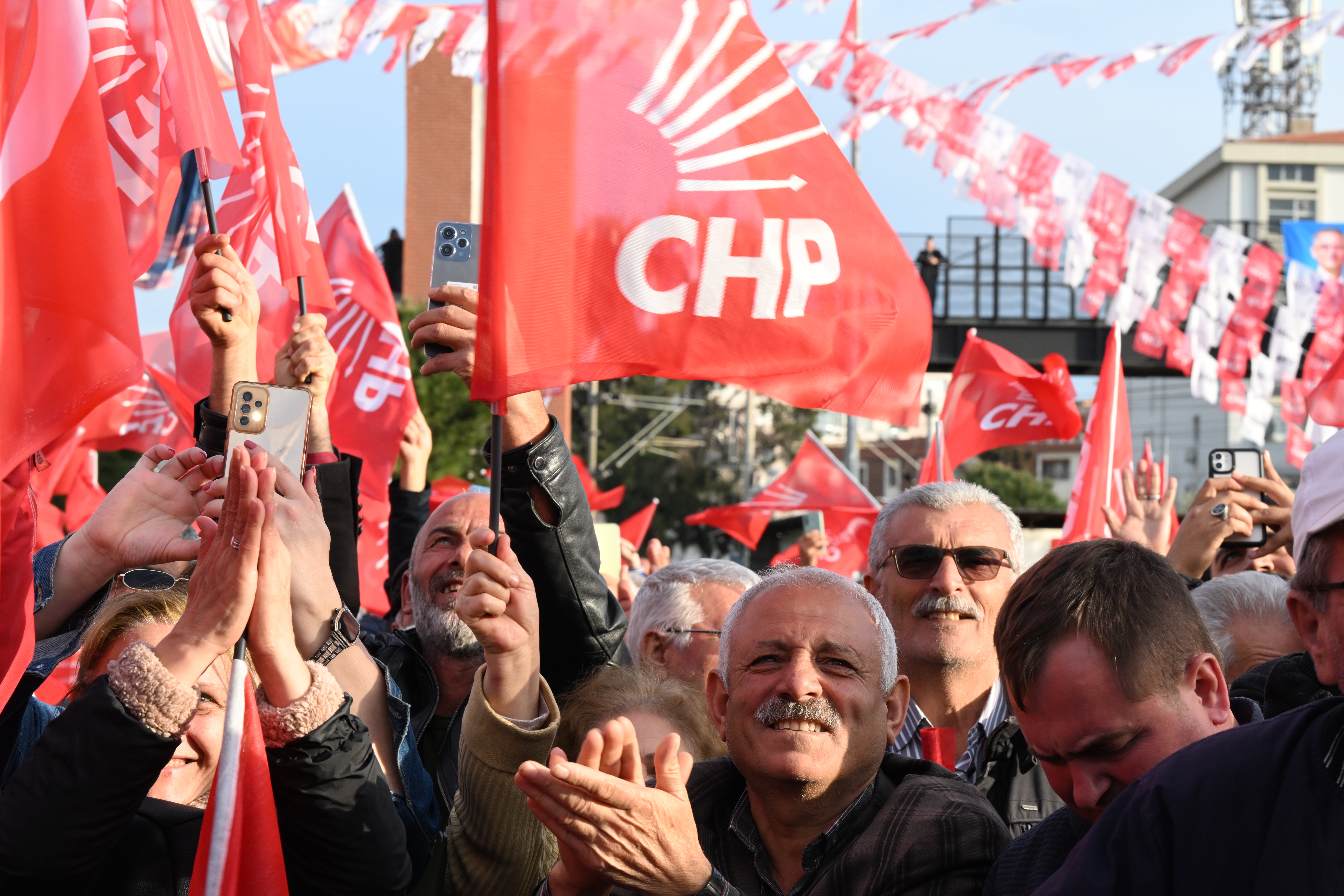Bakan Işıkhan: "SGK'ya En Borçlu Belediyeler CHP'li" 1 AA 20240324 34084637 34084631 CHP GENEL BASKANI OZEL IZMIRDE