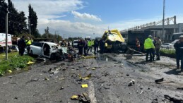 Hatay’da Katliam Gibi Kaza: Tırın Çarptığı Otomobildeki Aile Yok Oldu!