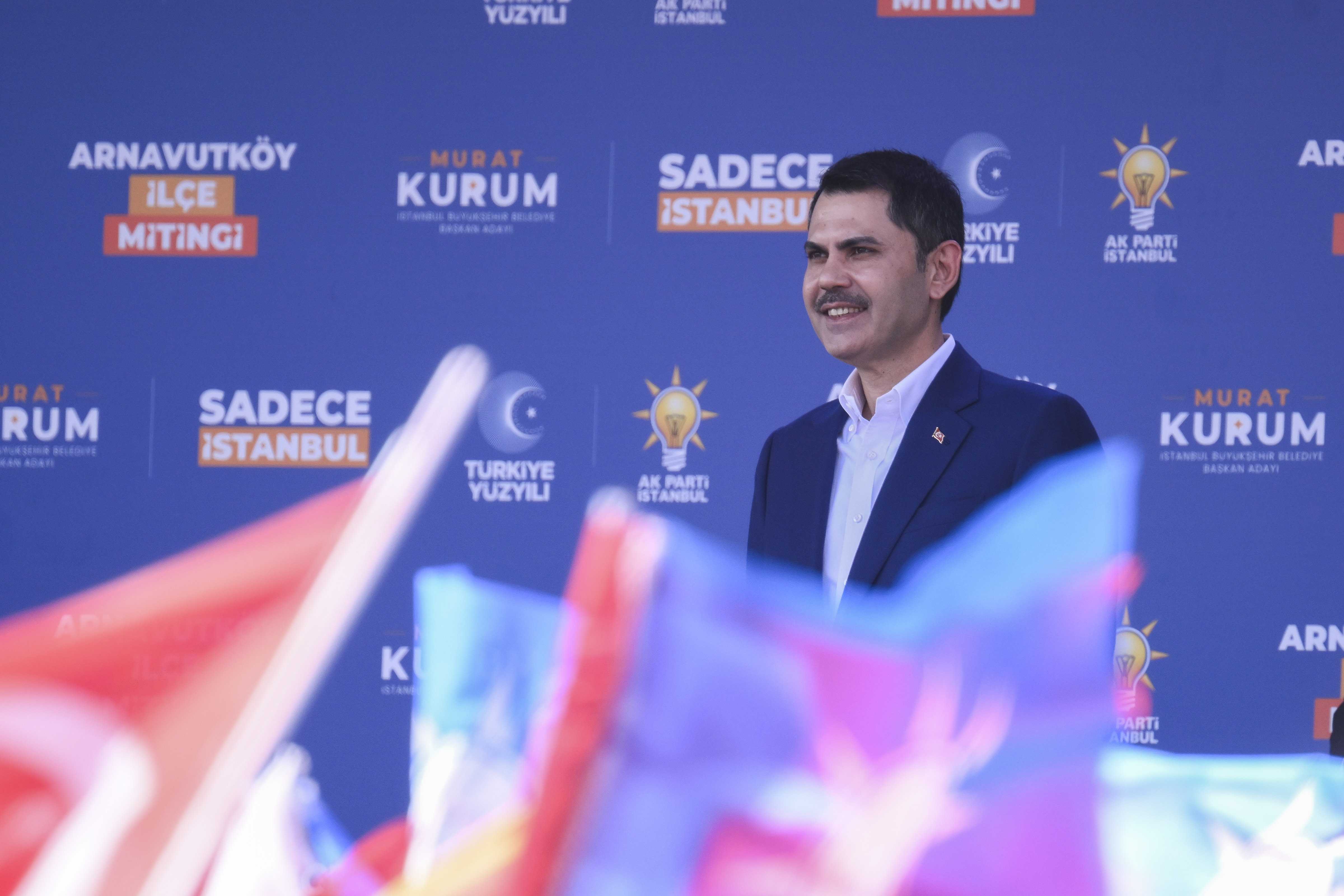 Murat Kurum'dan İmamoğlu'na Gönderme: "Birilerini Süresiz Tatile Göndereceğiz" 3 AA 20240330 34134443 34134438 IBB BASKAN ADAYI KURUM PARTISININ ARNAVUTKOY MITINGINDE KONUSTU