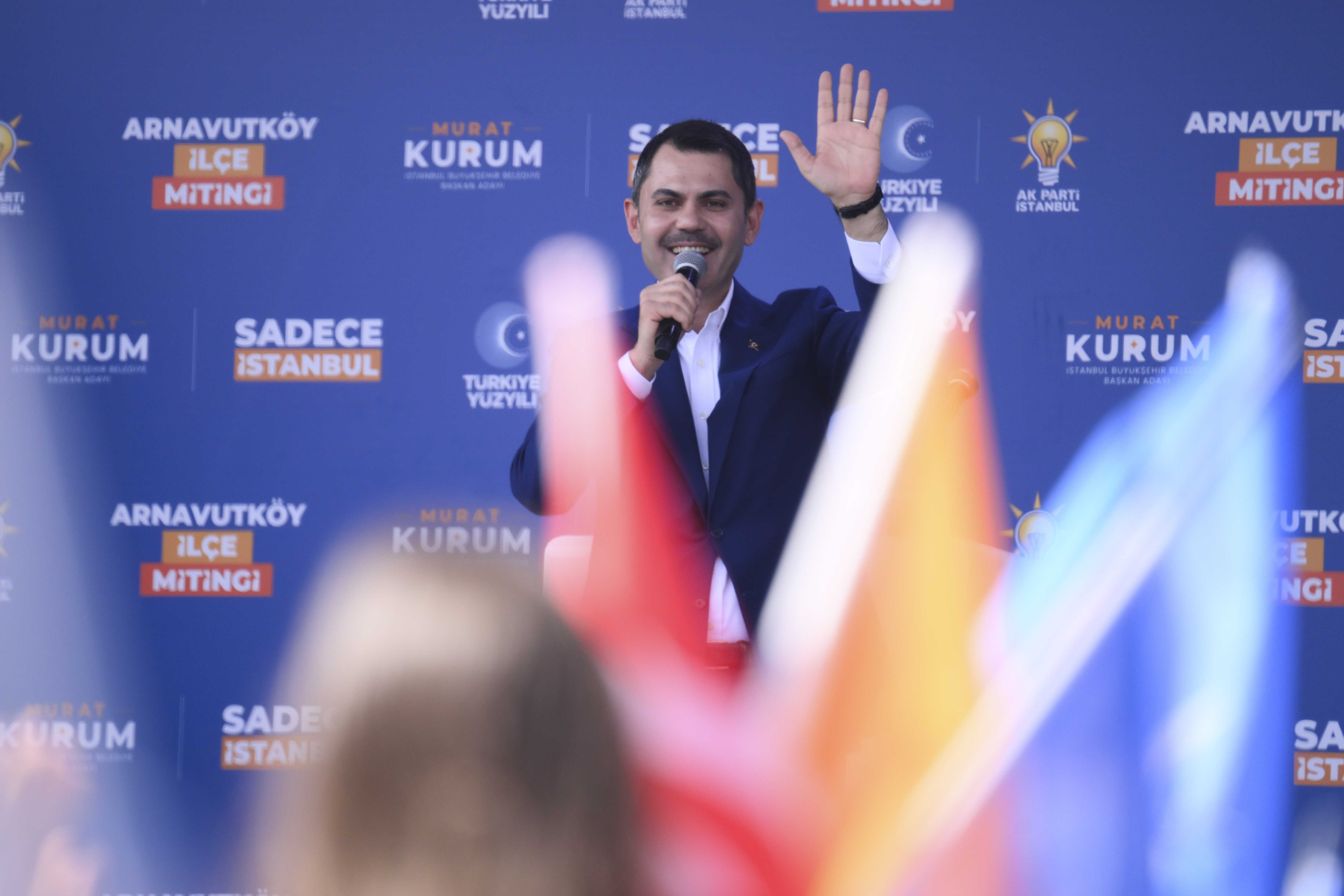 Murat Kurum'dan İmamoğlu'na Gönderme: "Birilerini Süresiz Tatile Göndereceğiz" 1 AA 20240330 34134443 34134440 IBB BASKAN ADAYI KURUM PARTISININ ARNAVUTKOY MITINGINDE KONUSTU