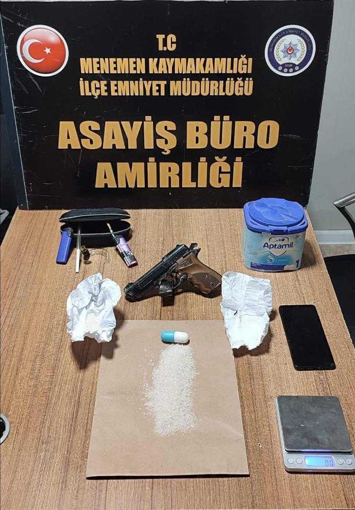İzmir'de Bebek Maması Kutusundan Çıkanlar Şoke Etti 1 bebek mamasi kutusundan cikanlar soke etti 1 sIYa5BlF