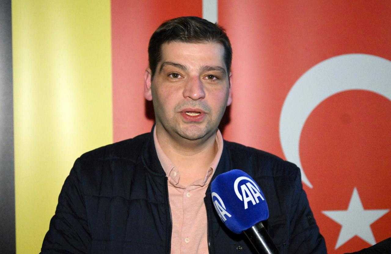 Belçika'da Terör Örgütü PKK Yandaşlarının Provokasyonuna Türk Vatandaşları Tepki Gösterdi 3 belcikada teror orgutu pkk yandaslarinin provokasyonuna turk vatandaslari tepki gosterdi 3 U2mY6zPX