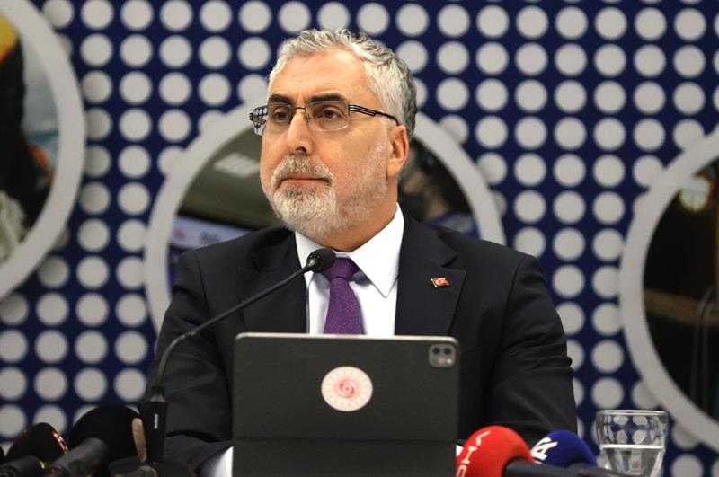 Cumhuriyet Tarihinde Bir İlk: 1 Trilyon Doları Aştı! 1 cumhuriyet tarihinde bir ilk 1 trilyon dolari asti 1 8RktZWyS