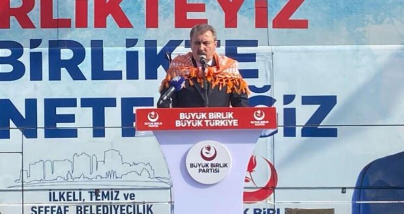 Destici’den Gündeme Oturan Görüntülere Sert Tepki: O El Kırılmalı