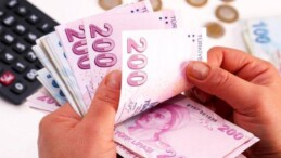 Emekliye Seyyanen Zam Gelecek mi? AK Parti’den Açıklama Geldi