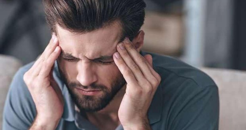 Geçmek Bilmeyen Baş Ağrısına Ne İyi Gelir? Baş Ağrısı Nasıl Geçer?