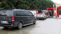 İstanbul’a Çamur Yağdı; Oto Yıkamacılarda Yoğunluk Yaşandı