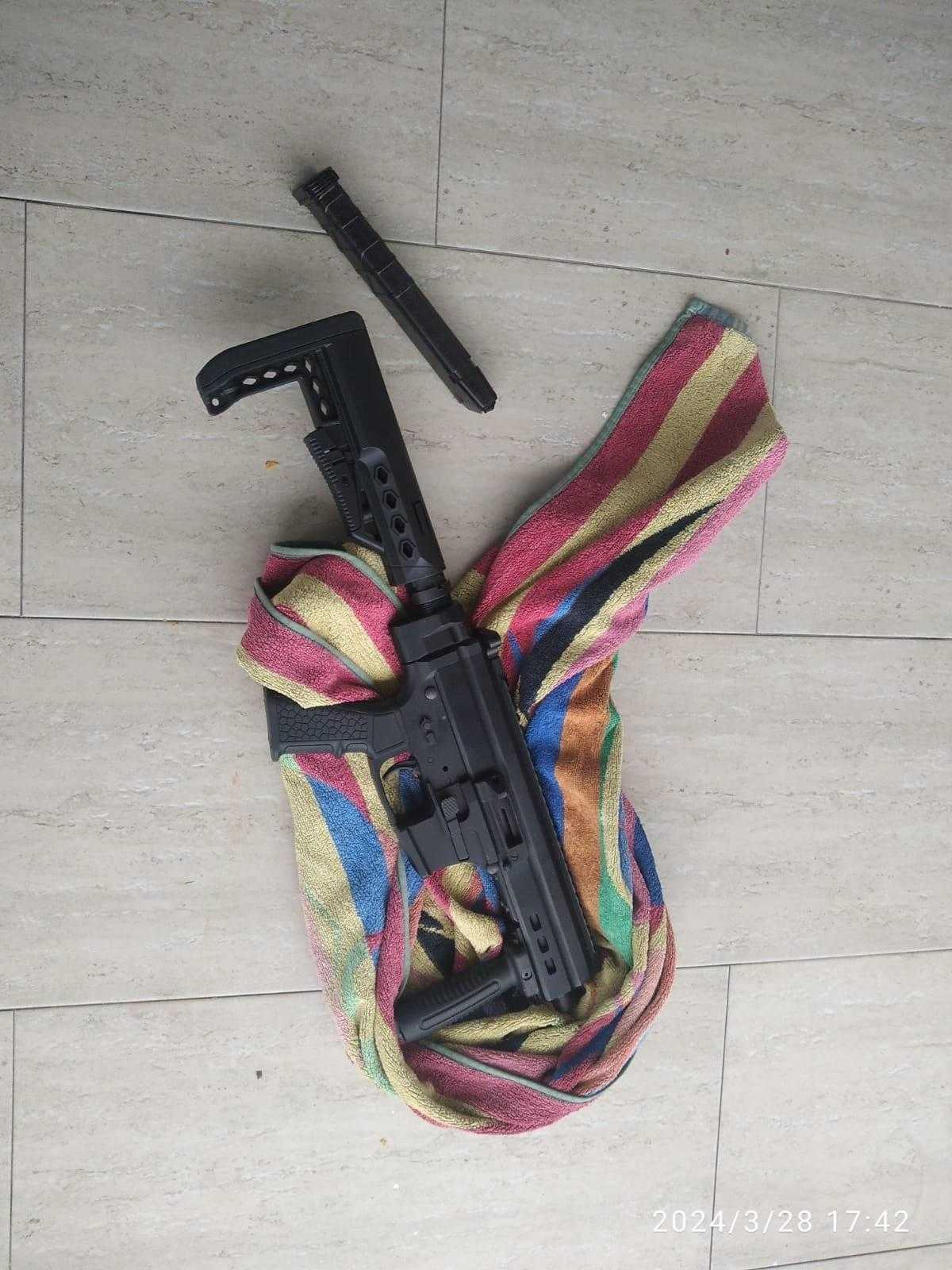 Lüks Villada Keyif Yapıyordu! Polis Tepelerine Böyle Çöktü 2 luks villada keyif yapiyordu polis tepelerine boyle coktu 2 lrcEdKFP