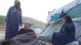 Suriye’de, Esed Rejiminden ve PKK/YPG Teröründen Kaçan Siviller İlk İftarını Yaptı
