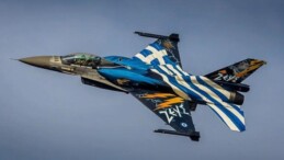 Yunan F-16’sı Ege Denizi’ne Düştü!