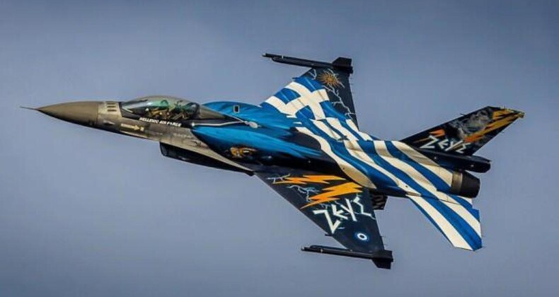Yunan F-16’sı Ege Denizi’ne Düştü!