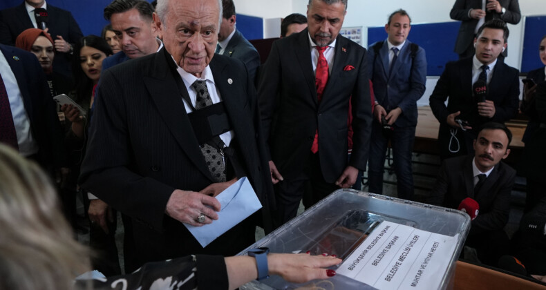 Devlet Bahçeli’den 31 Mart Seçim Sonuçlarına İlişkin Açıklama: “Milli İrade Tecelli Etmiştir”