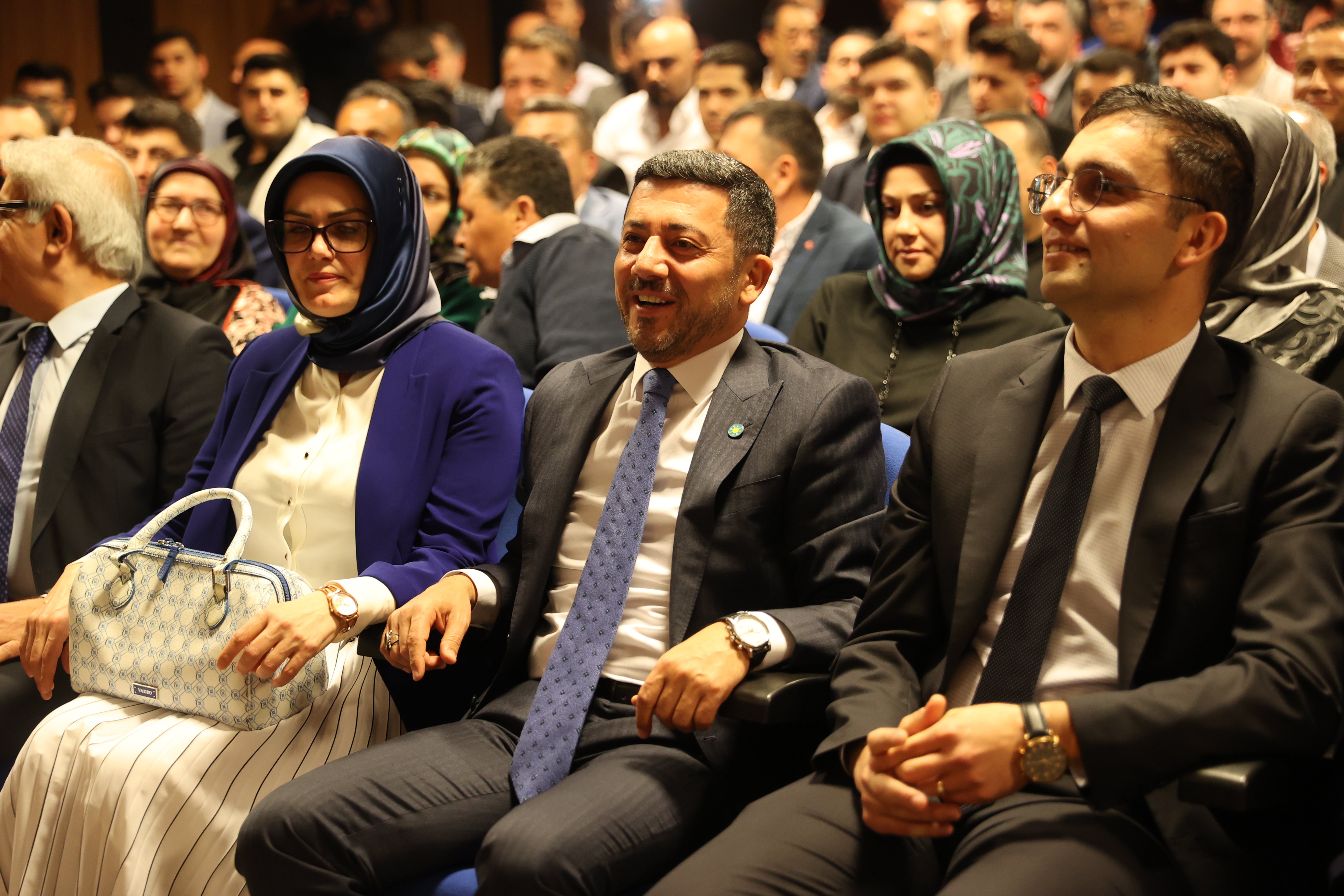 AA 20240403 34169278 34169275 NEVSEHIR BELEDIYE BASKANI RASIM ARI MAZBATASINI ALDI