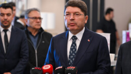 Adalet Bakanı Tunç: “DEM Parti Teröre Devam Ederse Kapatılabilir”