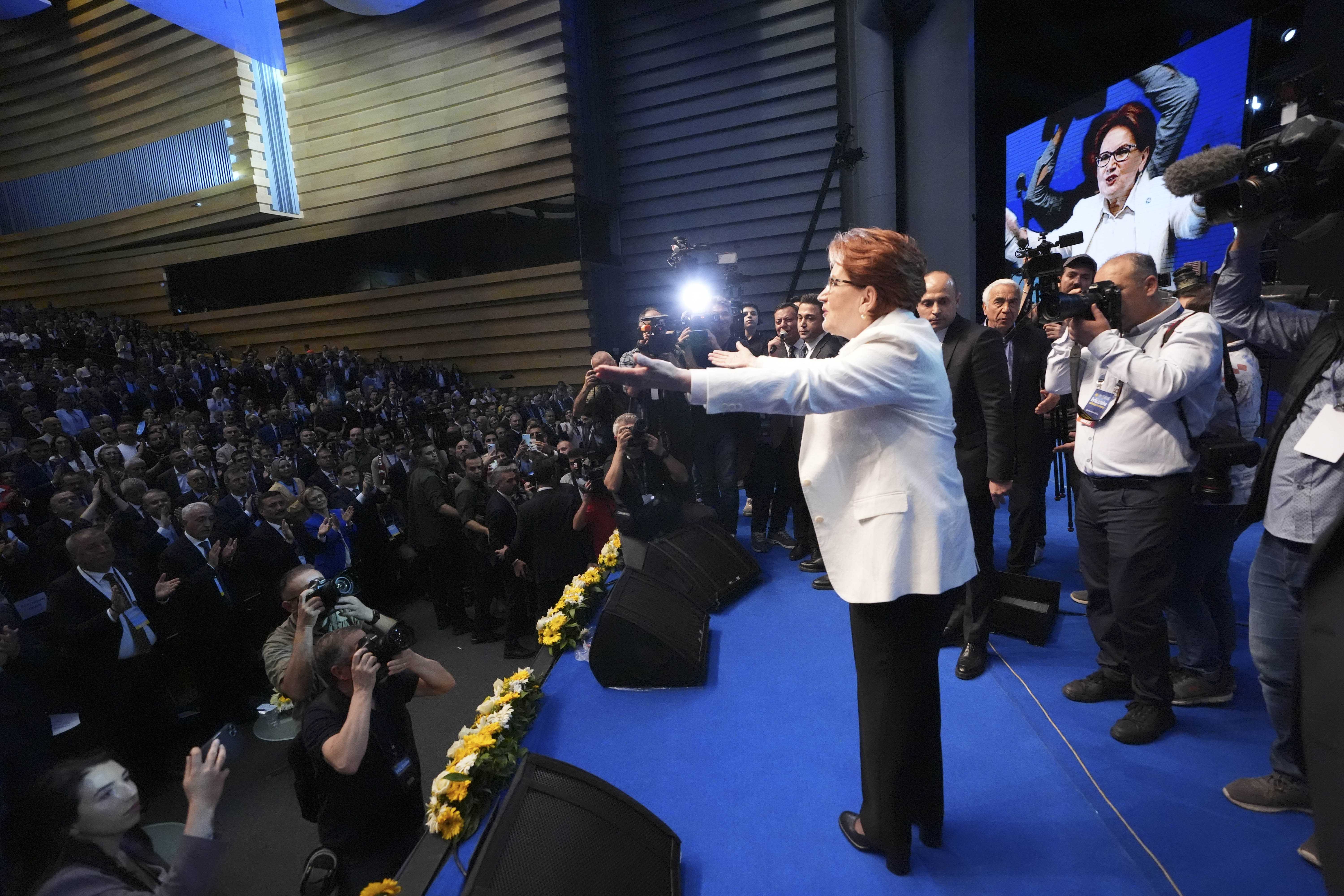 İYİ Parti'de Yeni Dönem: Meral Akşener Veda Etti, Yeni Lider Kim Olacak? 2 AA 20240427 34395064 34395058 IYI PARTI 5 OLAGANUSTU KURULTAYI