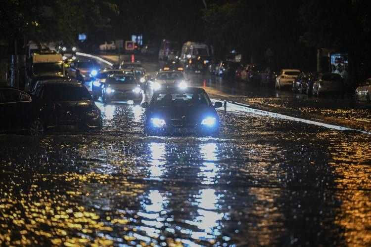 ankarada saganak siddetlendi meteorolojiden 14 il icin kuvvetli yagis uyarisi 1 1bcKGgBq