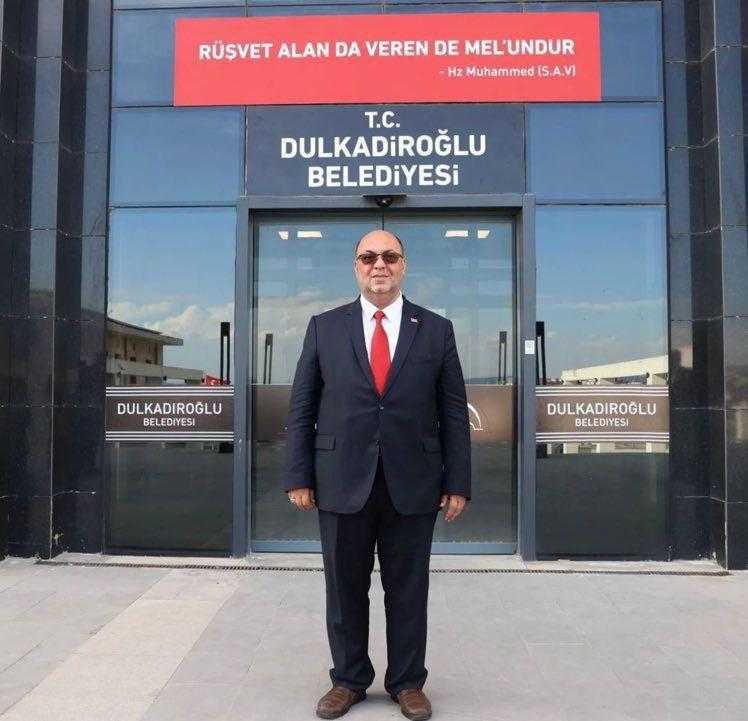 Belediyeye 'Rüşvet Haram' Yazısı Asan YRP'li Başkanın İlk İcraatı 'Kayınbirader' Ataması 1 belediyeye rusvet haram yazisi asan yrpli baskanin ilk icraati kayinbirader atamasi 1 PYBBUnTy