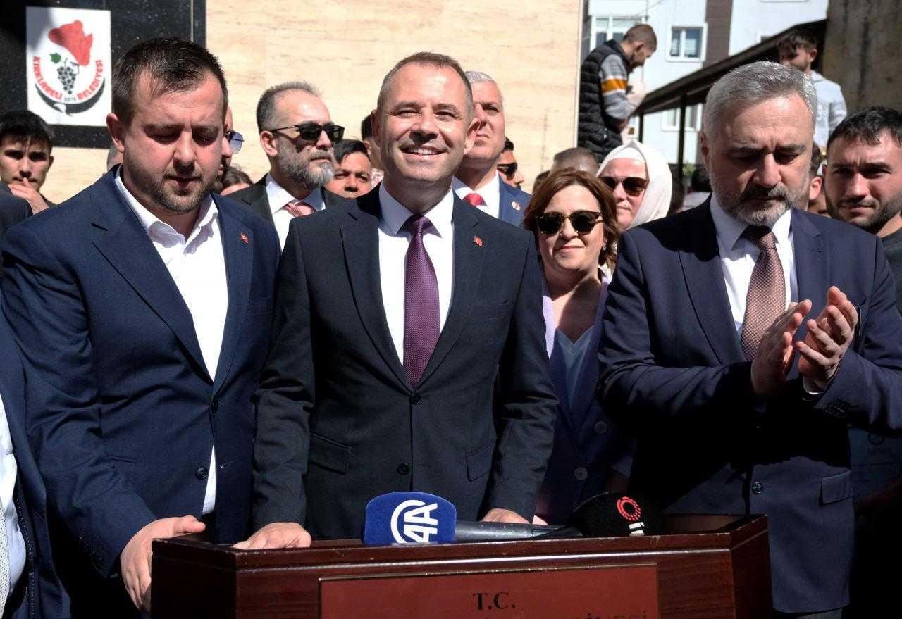 Kırklareli Belediye Başkanı Derya Bulut Mazbatasını Aldı: Söz Veriyorum 6 kirklareli belediye baskani derya bulut mazbatasini aldi soz veriyorum 6 rGcpeXlL