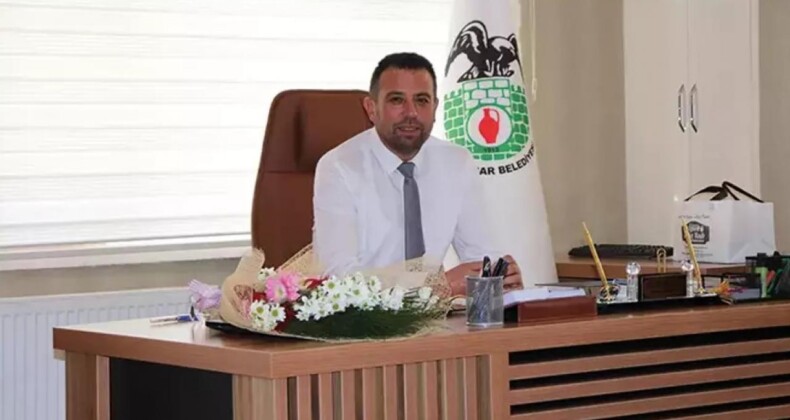 Konya’da Yeniden Refah Partili Belediye Başkanı, Partisinden İstifa Etti
