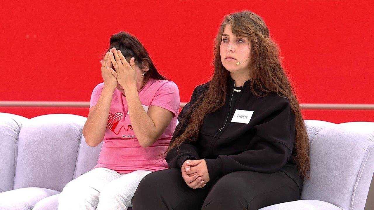 Müge Anlı'da Şok: Üvey Babaları Yıllarca Tecavüz Etmiş 2 0x0 aci gercek muge anlida ortaya cikti 1717144691247