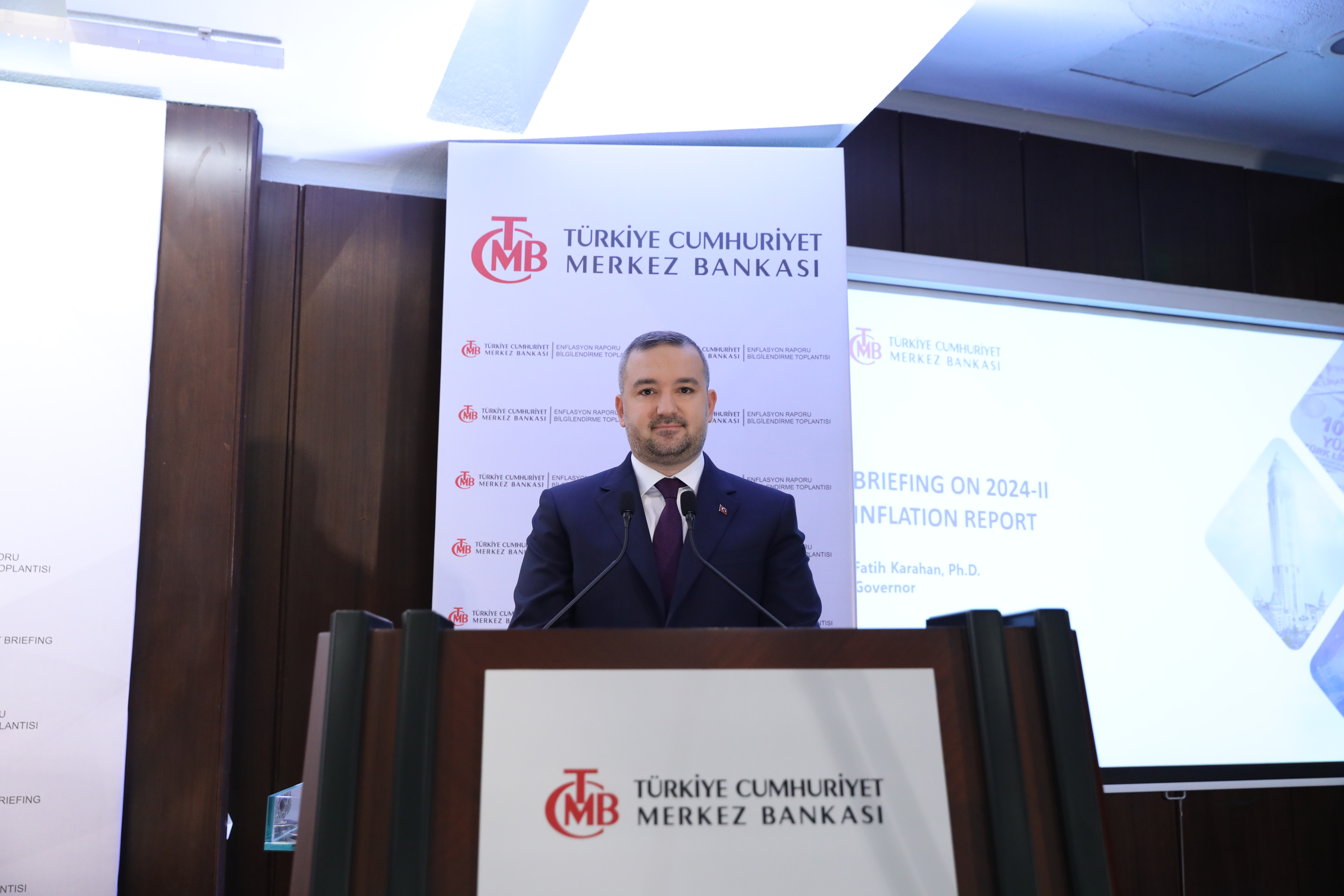 TCMB Başkanı'ndan Yeni Banknot Açıklaması: "İhtiyaç Olursa Adım Atarız" 2 AA 20240509 34511455 34511449 TCMB BASKANI FATIH KARAHAN