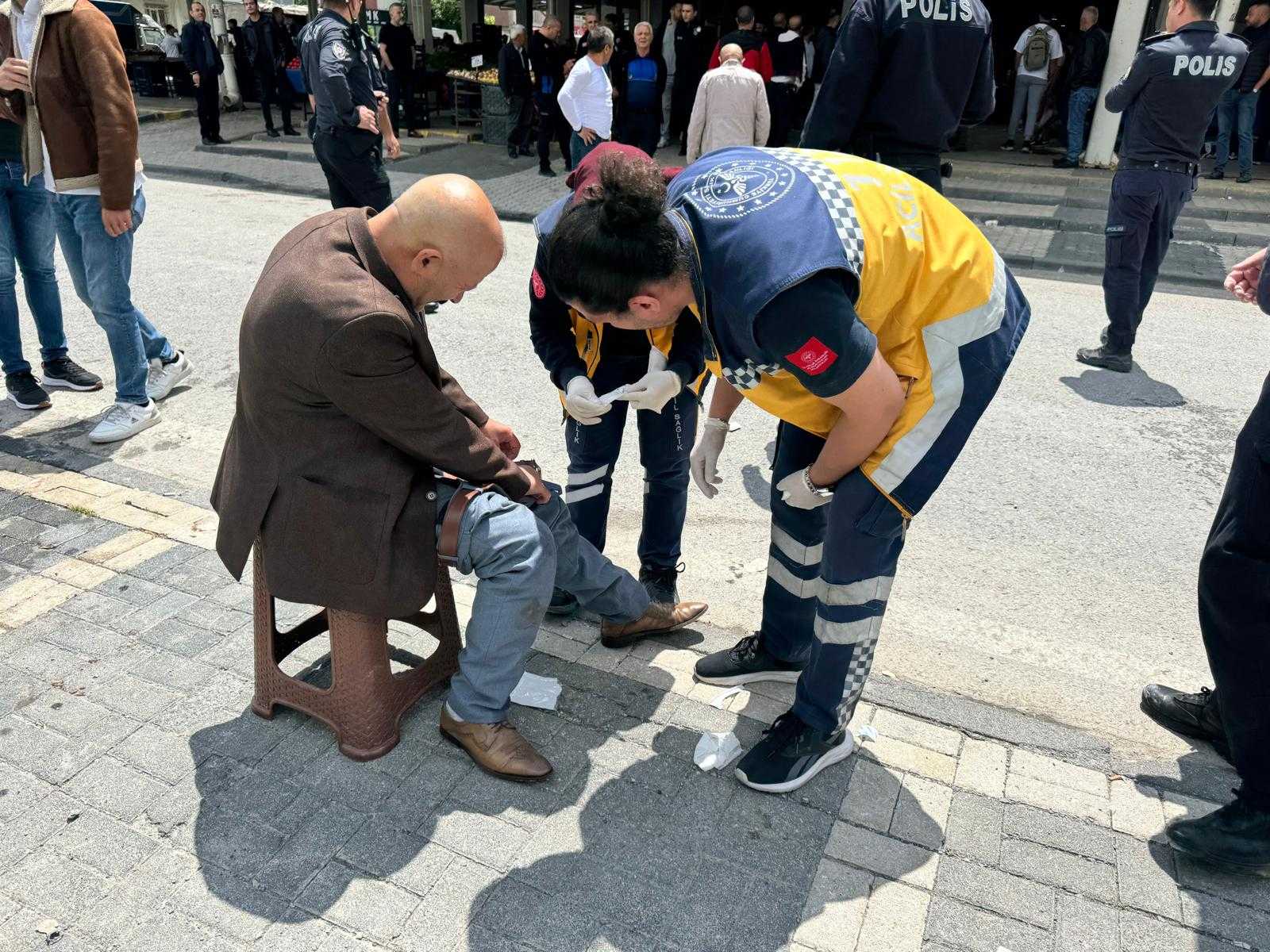 Kayseri'de Pazarcılar Arasında Şiddetli Kavga: 5 Yaralı 1 AA 20240513 34549442 34549439 KAYSERIDE PAZARCILAR ARASINDA CIKAN KAVGADA 5 KISI YARALANDI