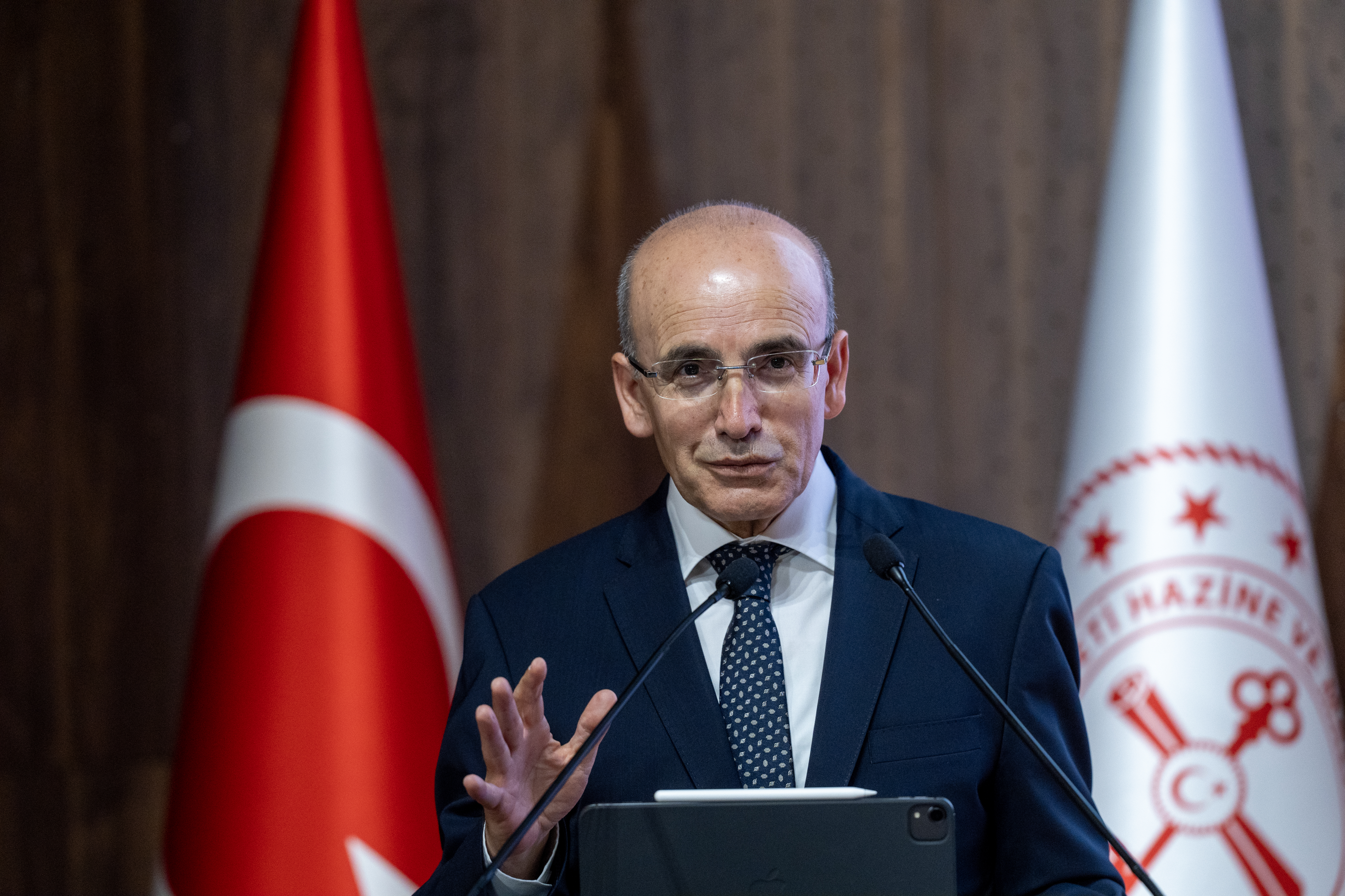 Bakan Şimşek: Enflasyon Yıl Sonunda 30'lu, Gelecek Yıl 10'lu Rakamları Görecek 3 AA 20240522 34644335 34644325 FINANSAL OKURYAZARLIK PLATFORMU TANITIM TOPLANTISI