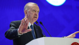 Erdoğan: “Darbecileri Unutmayacağız, Affetmeyeceğiz!”
