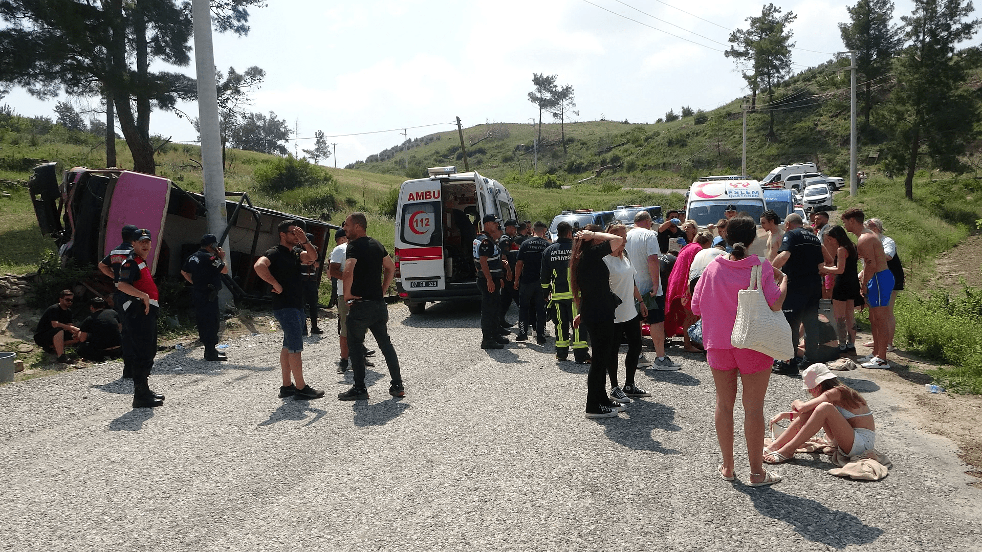 Manavgat'ta Safari Faciası: 12'si Turist 15 Kişi Yaralandı 6 Ekran goruntusu 2024 05 02 163204