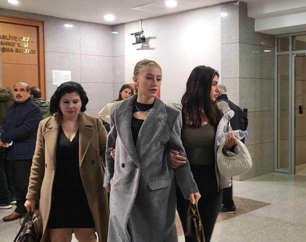 Batuhan Karacakaya'nın 'Şantaj' Davasında Karar! 1 batuhan karacakayanin santaj davasinda karar 1 DdEY42dS