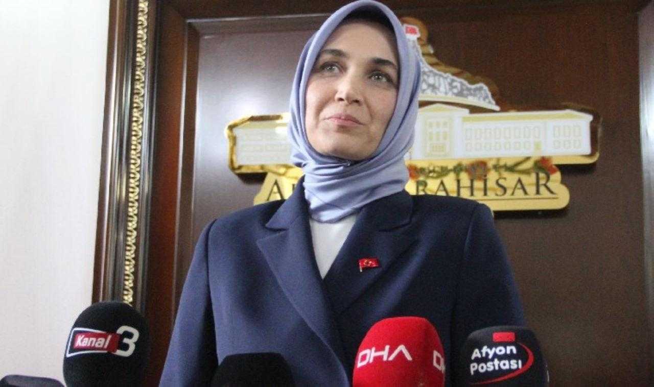 Burcu Köksal'ın Böcek Şovu Yalan Çıktı! 5 bocek sovu yalan cikti 5 d81DdFTF