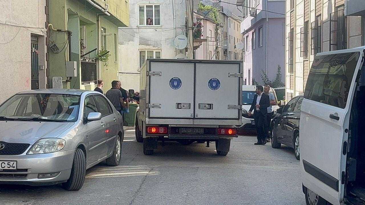 Bursa'da Baba Vahşeti: 3 Çocuğunu Öldürdü 1 bursada baba vahseti 3 cocugunu oldurdu 1 z8SqEyQZ