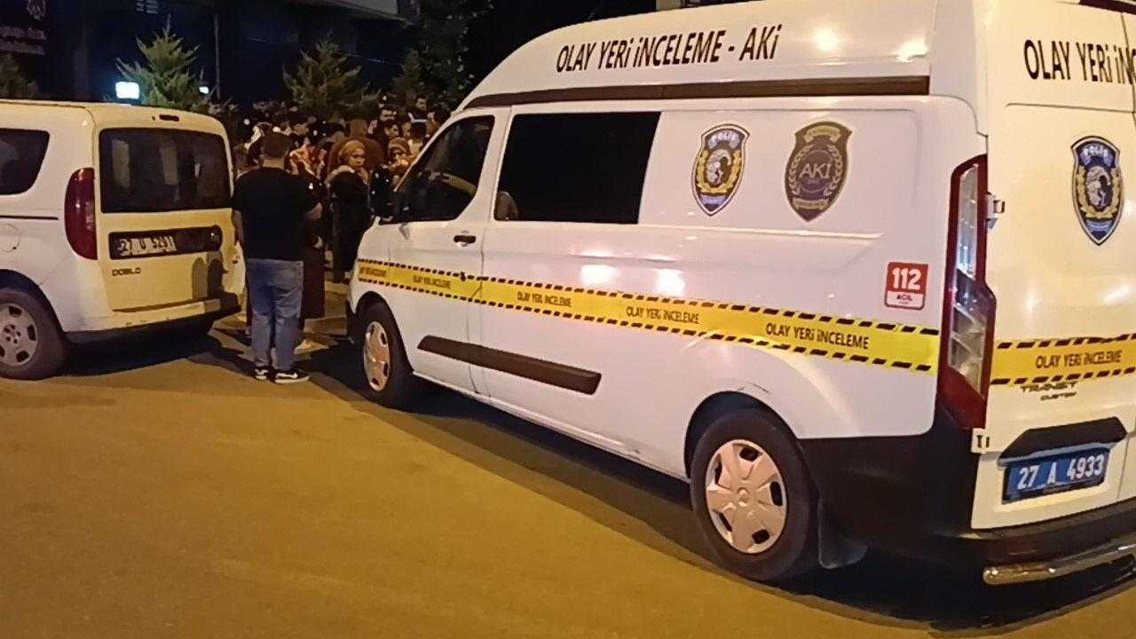 Gaziantep'te Aile Katliamı: Eşini Öldürdü, Oğlu ve Damadını Yaraladı 3 gaziantepte aile katliami esini oldurdu oglu ve damadini yaraladi 3 HmH1WTYF