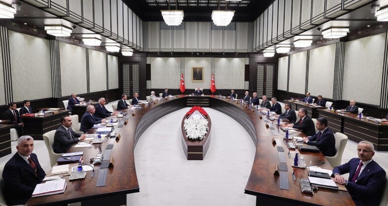 Kabine Bugün Toplanıyor: İşte Gündemdeki Maddeler