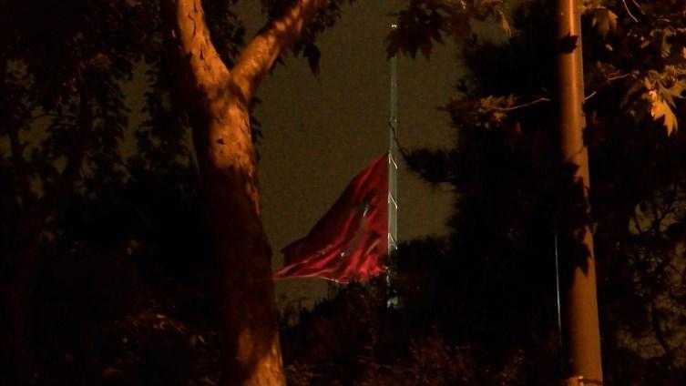Milli Yas Nedeniyle Bayraklar Yarıya İndirildi 1 milli yas nedeniyle bayraklar yariya indirildi 1 bcM6sSVn