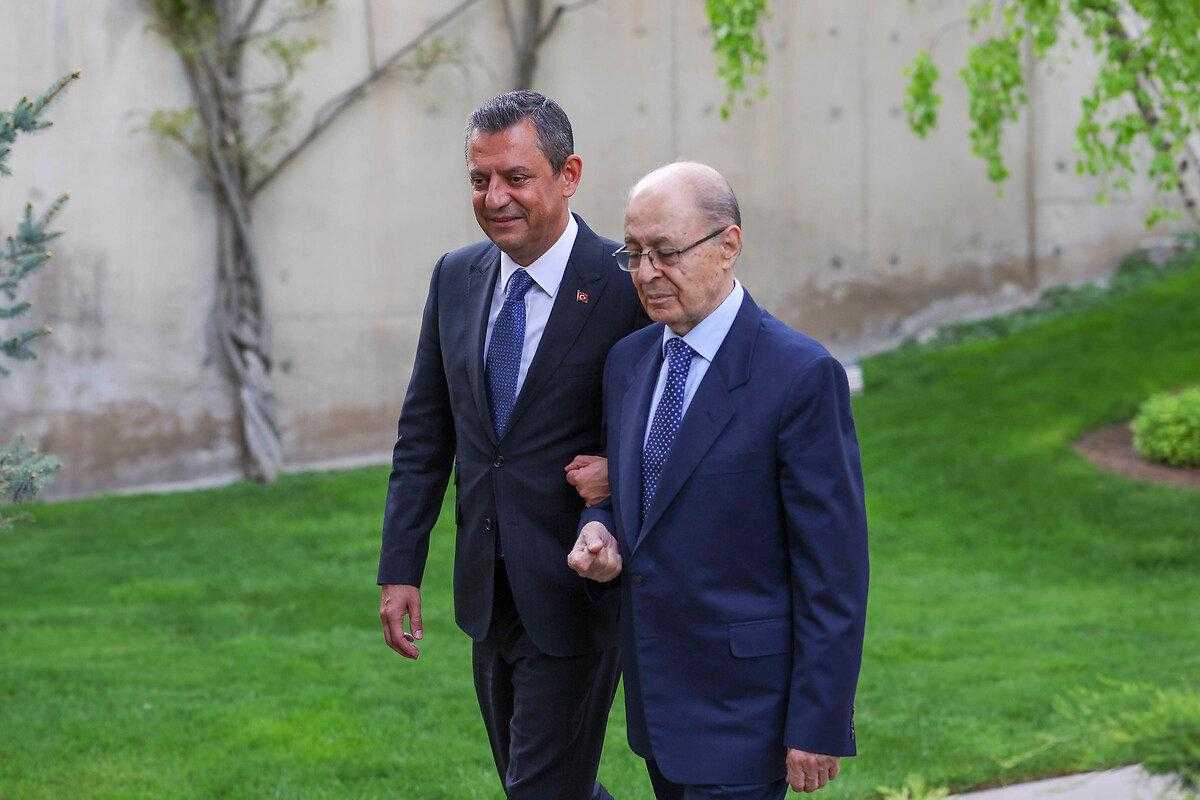 Namık Tan'ın İsmi Çok Konuşulmuştu, Özgür Özel Öneren İsmi Açıkladı 2 namik tanin ismi cok konusulmustu ozgur ozel oneren ismi acikladi 2