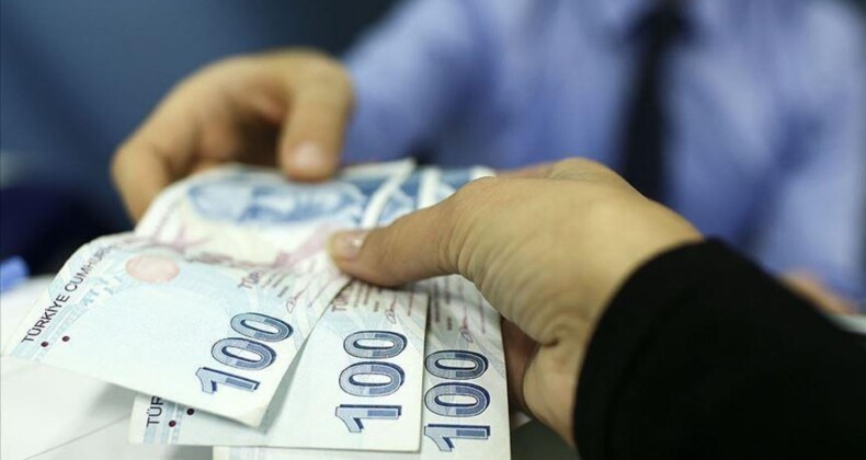 Belediyeden 1 Mayıs Jestİ: İşçilere 2 Bin TL İkramiye!