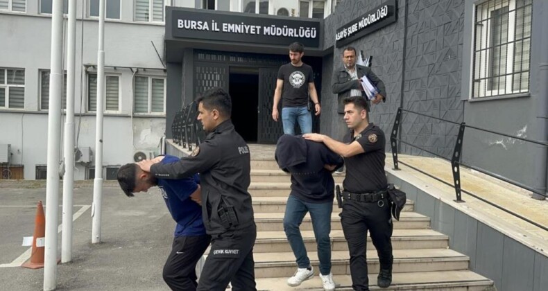 Pes Dedirten Yöntem! Sahte Genç Kız Profiliyle Dolandırdılar
