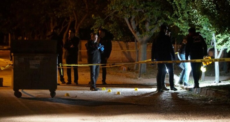 Polis Memuru, Husumetli Olduğu Komşusunu Öldürdü