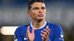Thiago Silva’dan Sürpriz İmza! Yuvaya Geri Döndü