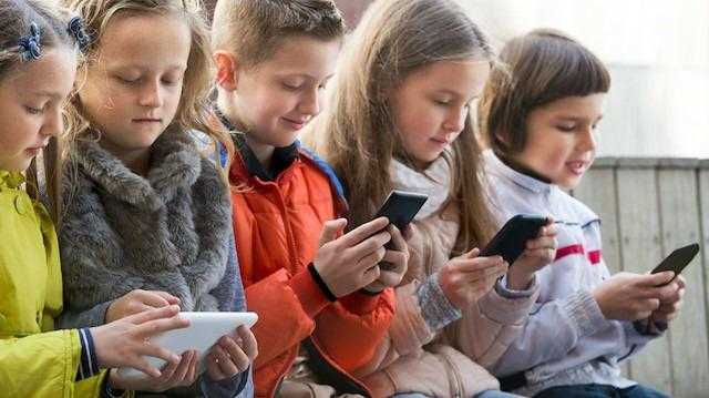 Uzmanlardan 11 Yaş Uyarısı: Cep Telefonu Vermeyin! 1 uzmanlardan 11 yas uyarisi cep telefonu vermeyin 1 dBwRmj3m