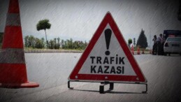 Yolcu Otobüsüyle Otomobil Çarpıştı: 2 Kişi Yaralandı