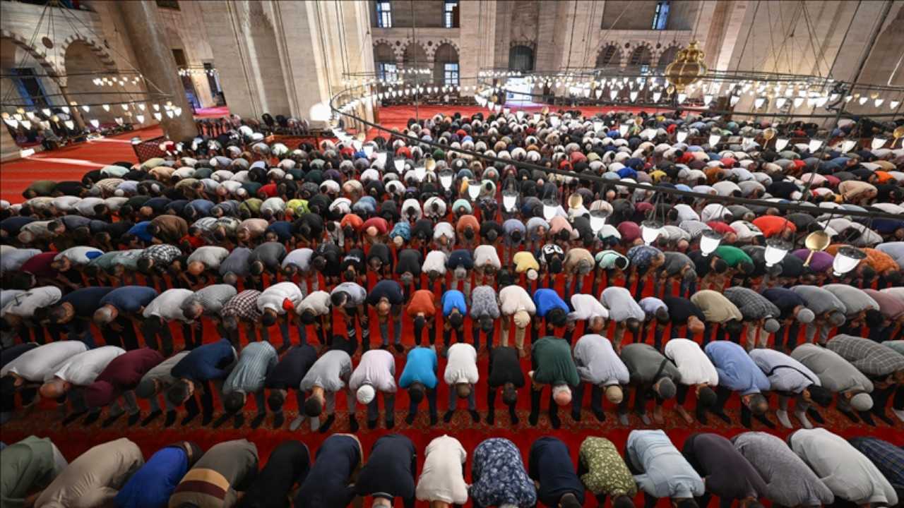 2024 Kurban Bayramı Namaz Saatleri Açıklandı 1 2024 Kurban Bayrami Namaz Saatleri Aciklandi 2