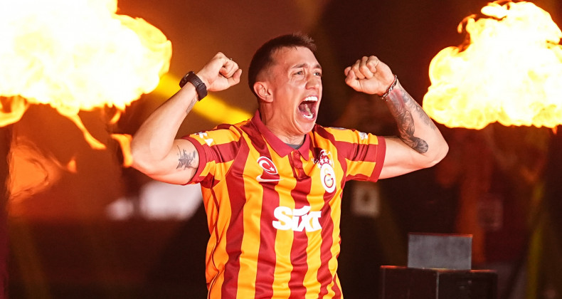 Fernando Muslera Aldığı İki Teklifi Açıkladı