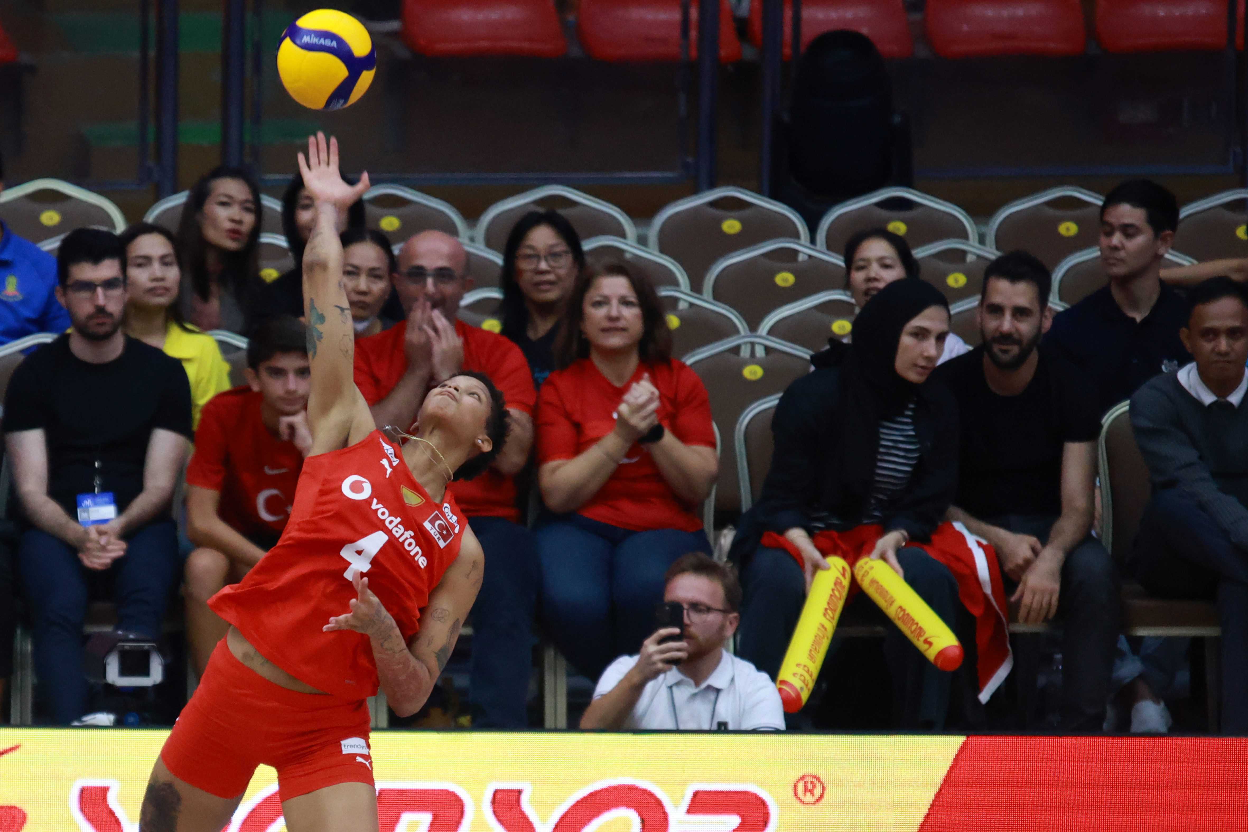 Filenin Sultanlarının Paris 2024 Programı Belli Oldu! 2 AA 20240621 34936948 34936936 VOLEYBOL TURKIYE POLONYA