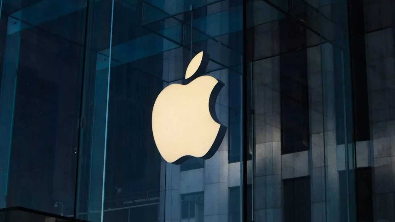 Apple ve App Store: Rekabet Arenası 2 Apple ve App Store Rekabet Arenasi 3