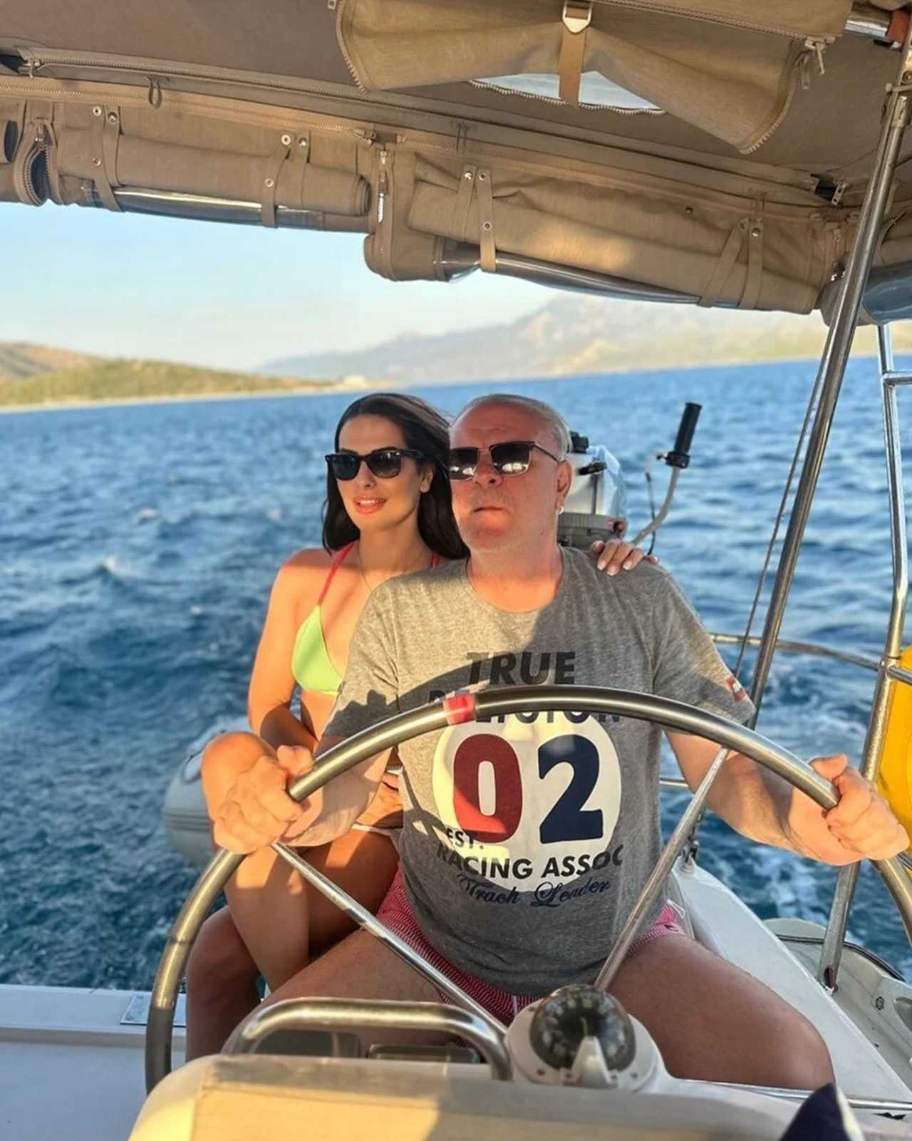 Burak Sergenin Yeni Aski Romantik Balayi Keyfi 2